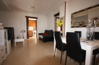 /album/torrevekha-novaya-voda-high-bay-pervyj-etazh-bungalo-2-spalni-bolshoj-sad-polnostyu-meblirovana-oborudovannaya-gostinaya-dinning-otdelnaya-kukhnya-idealnaya-forma-sobstvennosti-tsena-89000-v8/photo18-jpg/